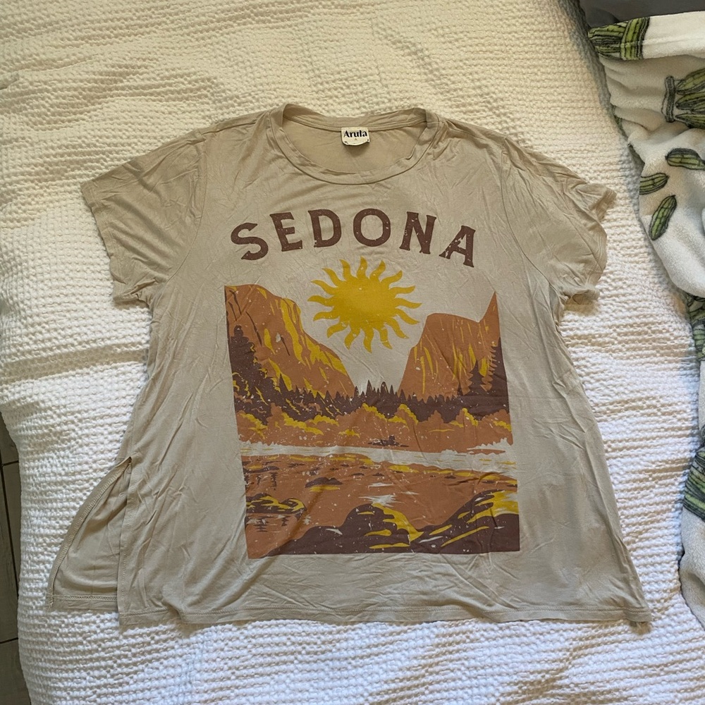 COPY - Women’s Graphic tee